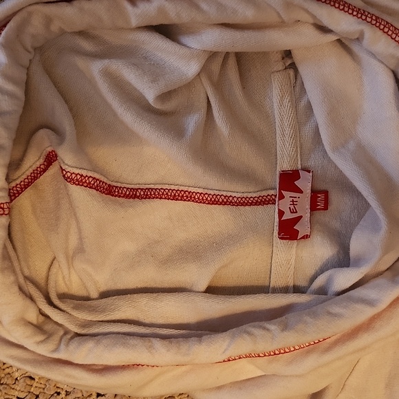 Cute sweatshirt - Picture 3 of 3